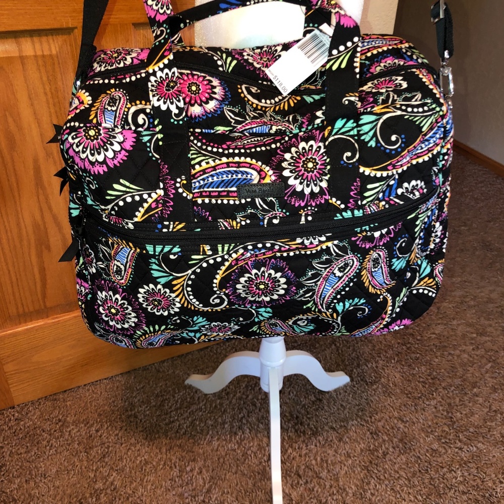Vera Bradley Medium Traveler Bag NWT Travel